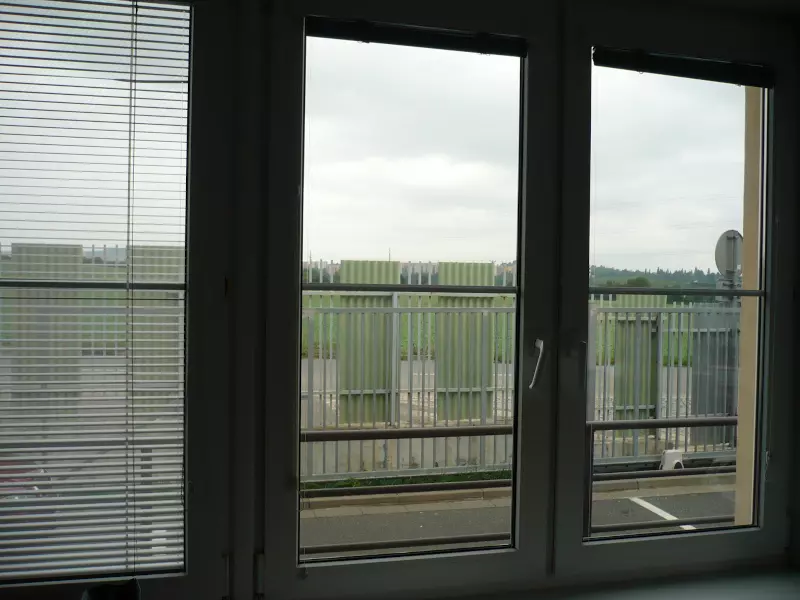 Fólie Natural 65XC – externí protisluneční kouřová fólie 